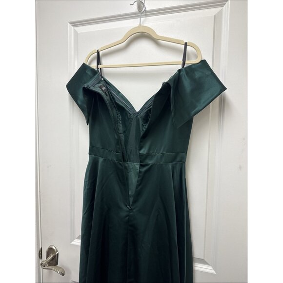 Xscape Size 6 Green Off the Shoulder Satin Front Slit Formal Gown Cocktail Dress - Picture 9 of 13